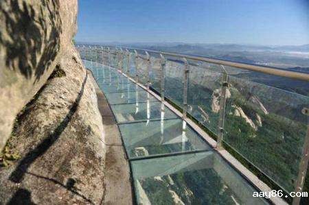 网红项目还少一张安全网 景区游乐场所事故频发