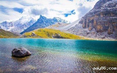 八大“蝶变”引领四川稻城县全域旅游发展