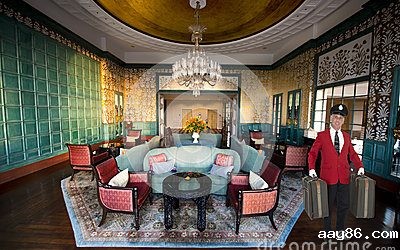 酒店服务员培训之散客进店行李递送